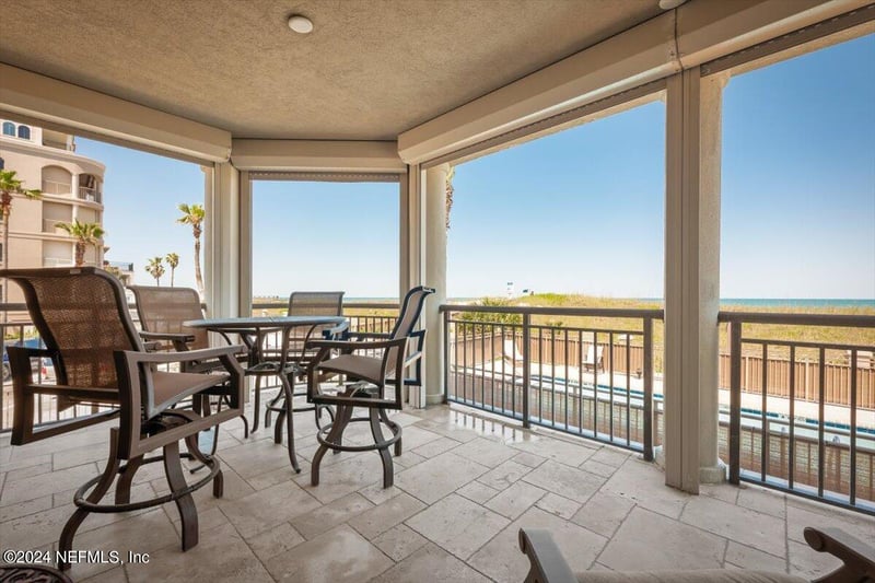 405 1st St S #211, Jacksonville Beach, FL 32250