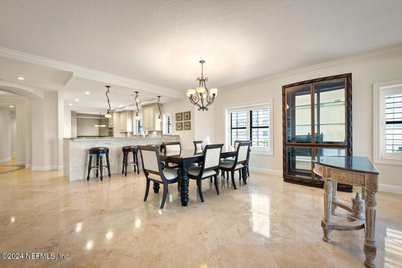 405 1st St S #211, Jacksonville Beach, FL 32250