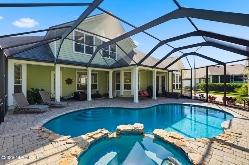 405 Summerset Dr, St Johns, FL 32259
