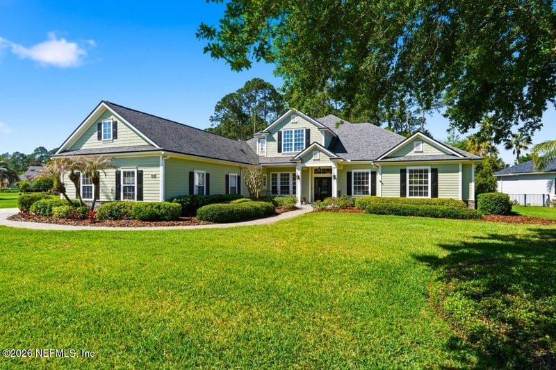 405 Summerset Dr, St Johns, FL 32259