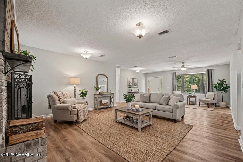 4059 Inglewood Dr, Middleburg, FL 32068
