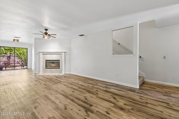 4063 Laurelwood Dr, Jacksonville, FL 32257