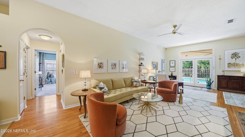 4067 Bald Eagle Ln, Jacksonville, FL 32257