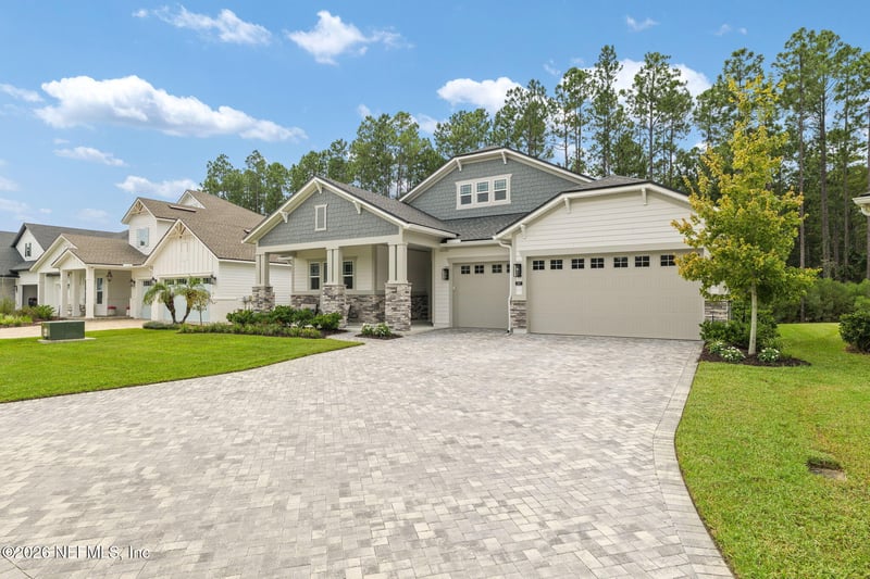 407 Shinnecock Dr, St Johns, FL 32259
