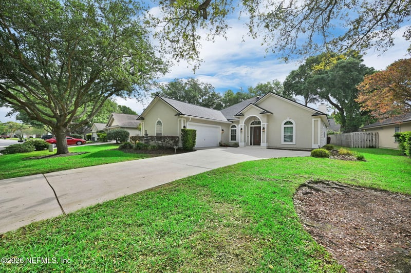 408 S Elverton Pl, St Johns, FL 32259