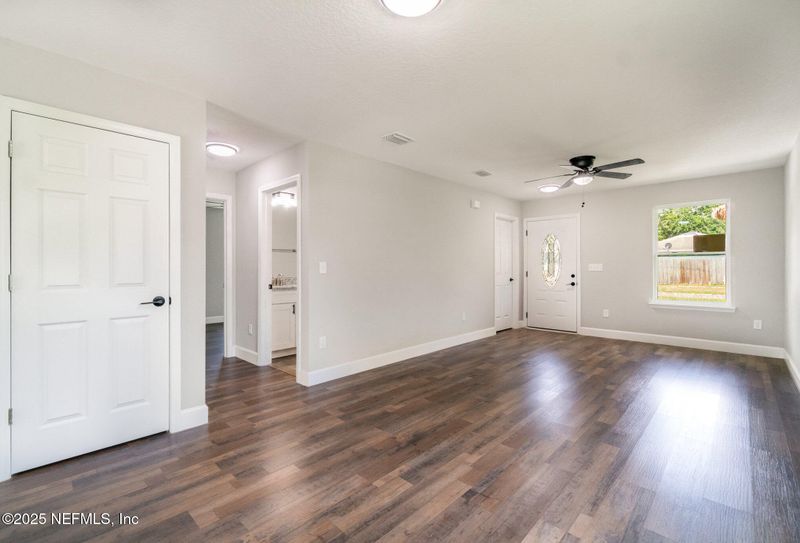 409 Willow Branch Ave, Jacksonville, FL 32254