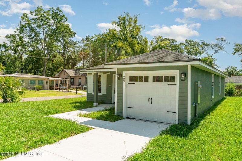 409 Willow Branch Ave, Jacksonville, FL 32254