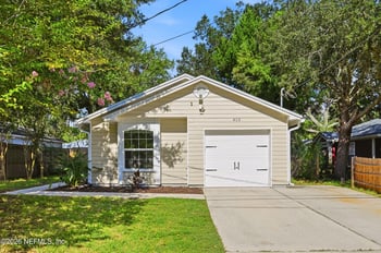 410 Main St, Atlantic Beach, FL 32233