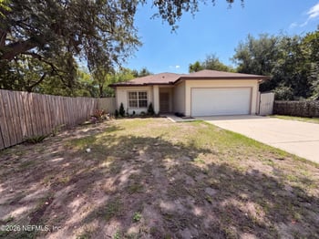 410 S 10th St, Fernandina Beach, FL 32034