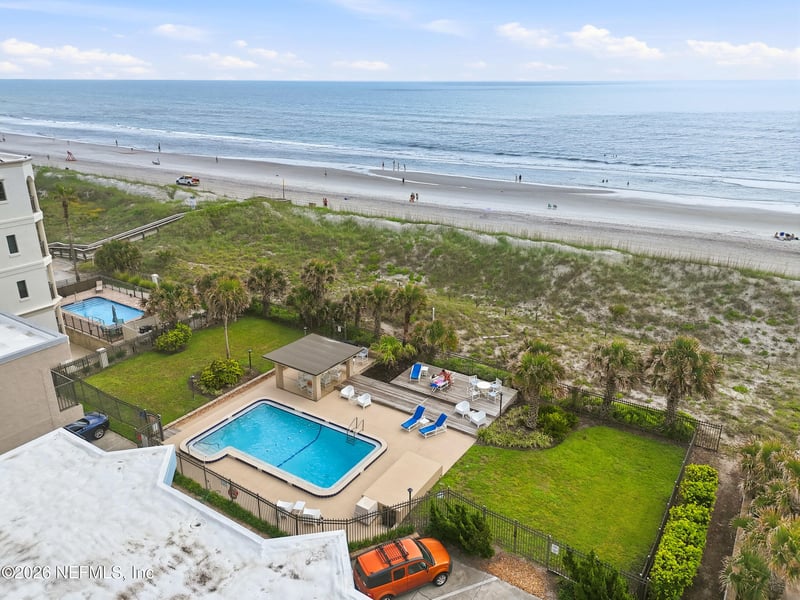 411 1st St S #203, Jacksonville Beach, FL 32250