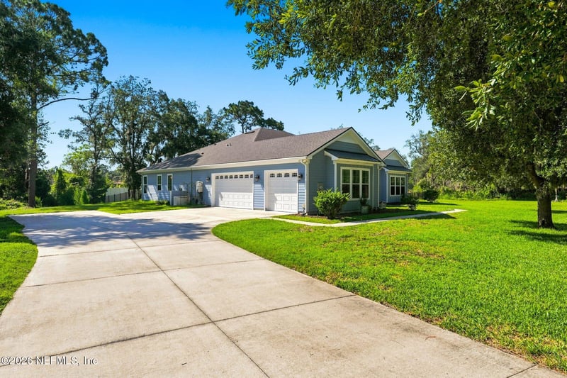 4120 Riverview Cir, Green Cove Springs, FL 32043