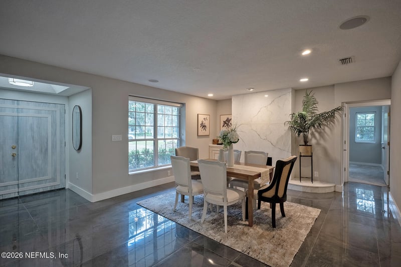 4122 Water Oak Ln, Jacksonville, FL 32210