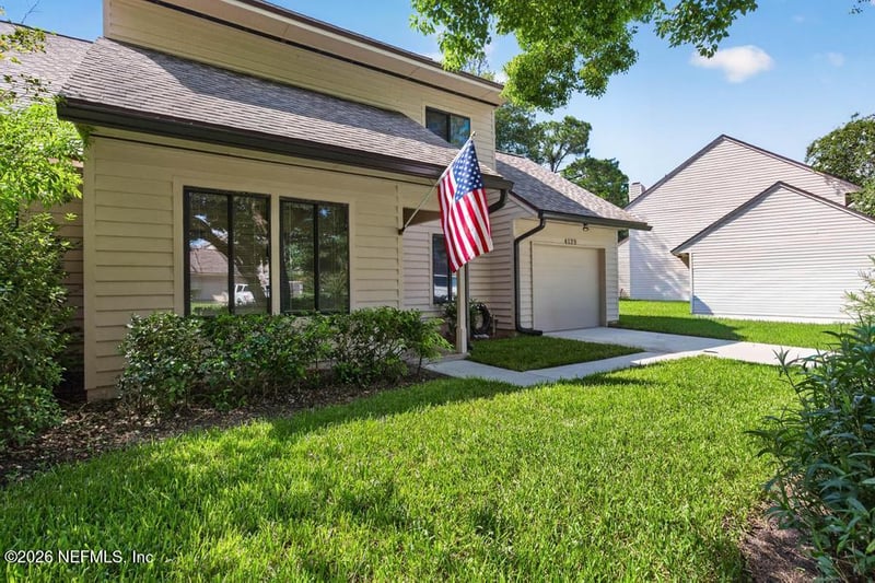 4129 Hanging Moss Ct, Jacksonville, FL 32257