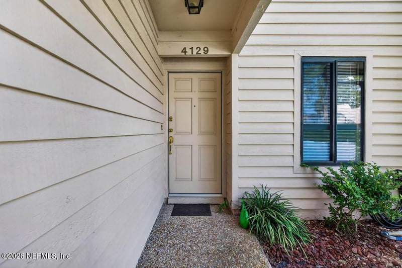 4129 Hanging Moss Ct, Jacksonville, FL 32257