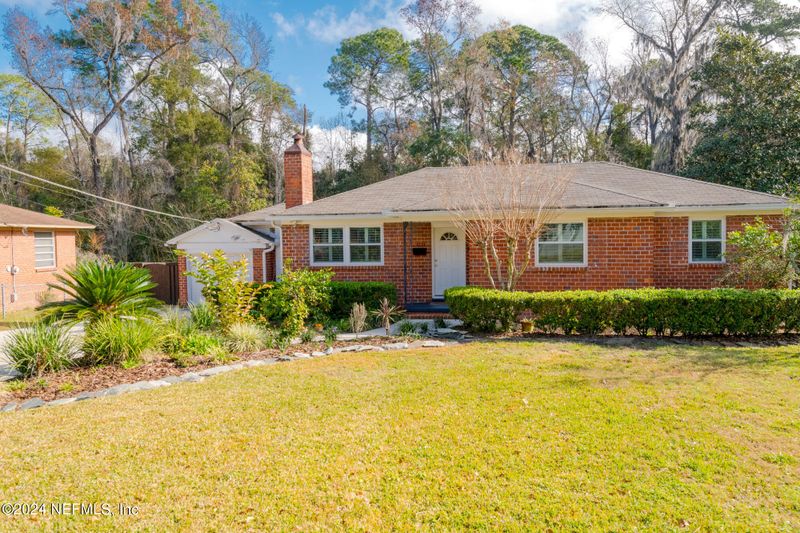 4131 Peachtree Cir E, Jacksonville, FL 32207