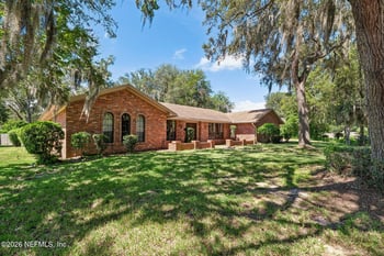 4134 Whispering Oaks Dr E, Jacksonville, FL 32277