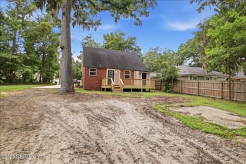 4135 Hudnall Rd, Jacksonville, FL 32207