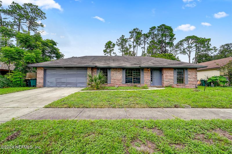4135 Tobin Dr, Jacksonville, FL 32257