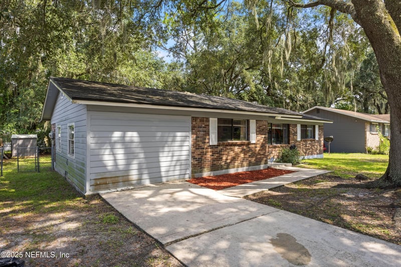 4137 Oriely Dr, Jacksonville, FL 32210