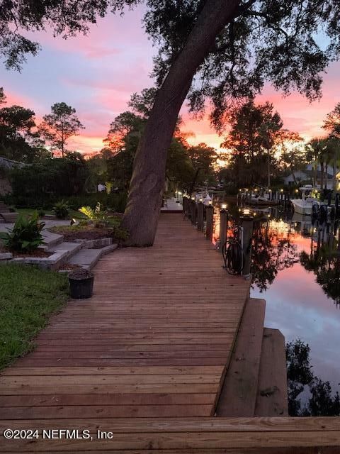 4145 Sunset Ln S, Jacksonville, FL 32257