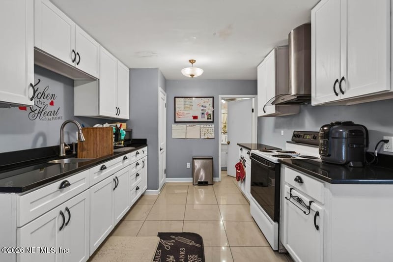4149 Grant Rd, Jacksonville, FL 32207