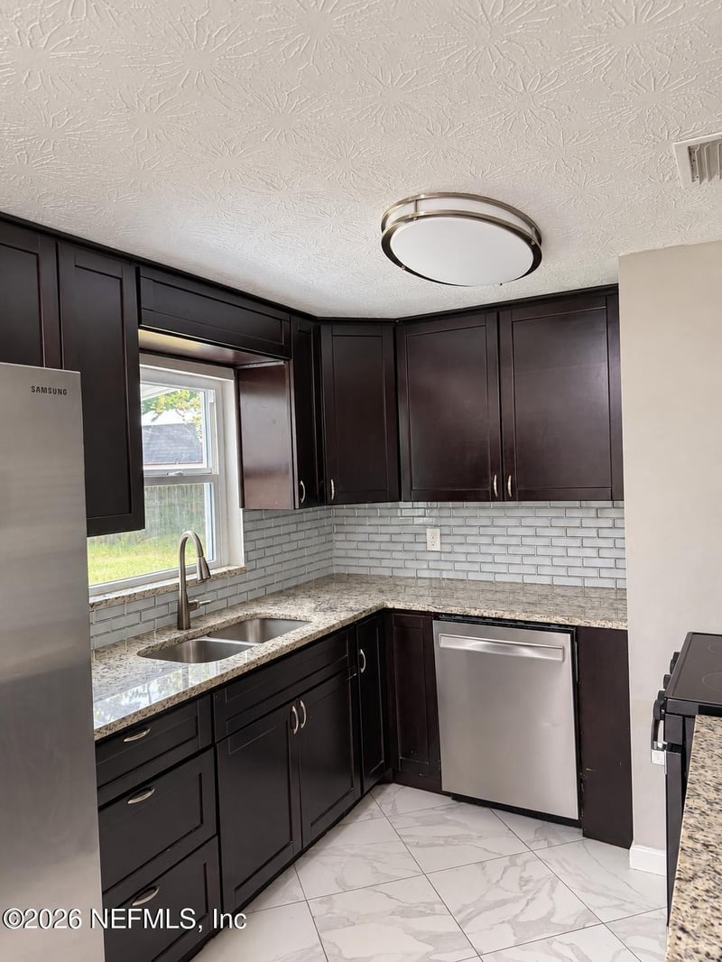 416 Janell Dr, Orange Park, FL 32073
