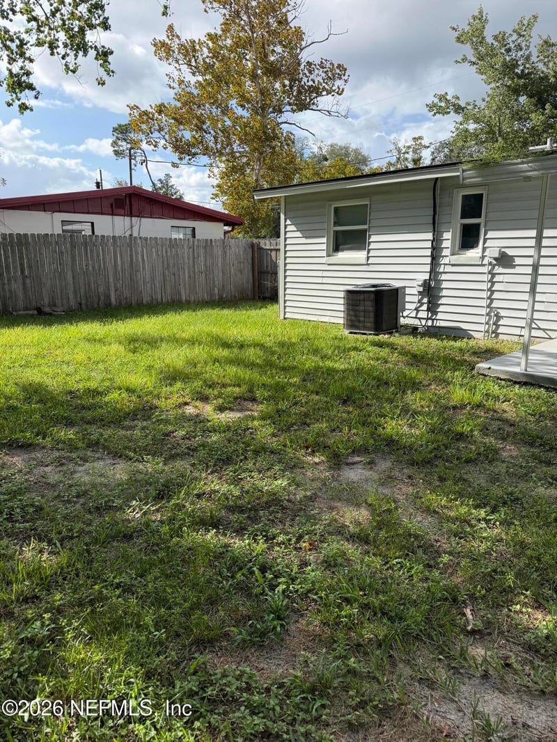 416 Janell Dr, Orange Park, FL 32073