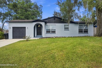 417 Capricorn Ln, Orange Park, FL 32073