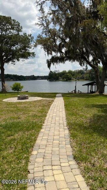 418 Branscomb Rd, Green Cove Springs, FL 32043