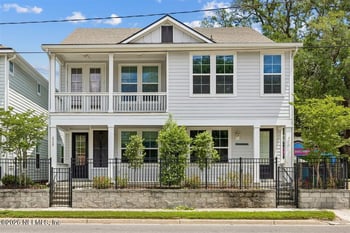 418 S 8th St, Fernandina Beach, FL 32034