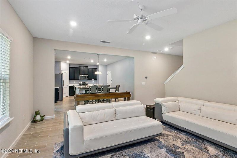4195 Arbor Mill Cir, Orange Park, FL 32065