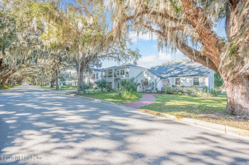 42 Magnolia Ave, St Augustine, FL 32084