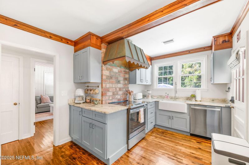 42 Magnolia Ave, St Augustine, FL 32084