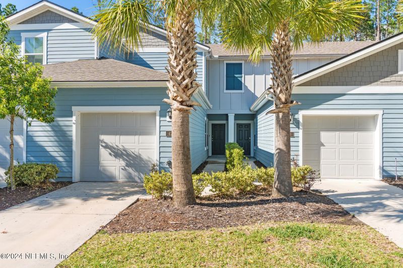 42 Scotch Pebble Dr, St Johns, FL 32259
