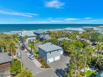 42 Third St, Atlantic Beach, FL 32233
