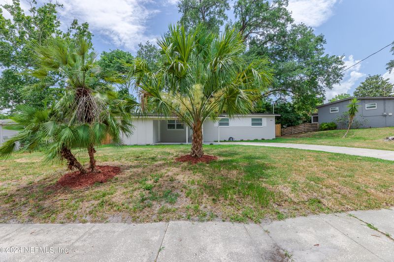 420 Sigsbee Rd, Orange Park, FL 32073