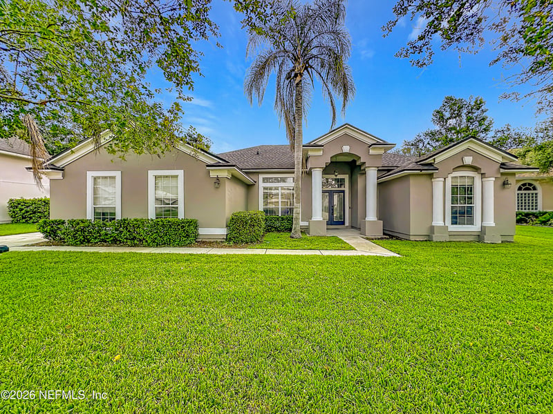 420 Twin Oaks Ln, St Johns, FL 32259
