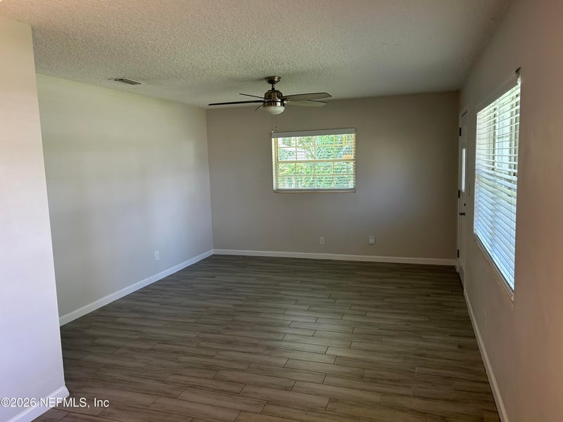 421 7th St N, Jacksonville Beach, FL 32250