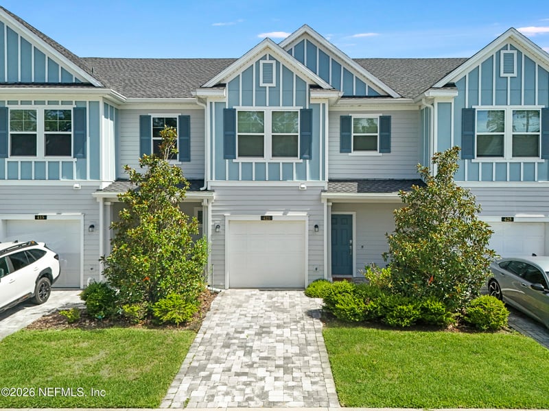 421 Boracay Cir, St Johns, FL 32259