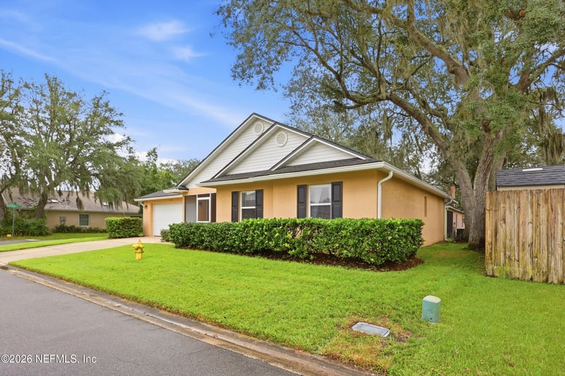 421 Mango Cir, St Augustine, FL 32095