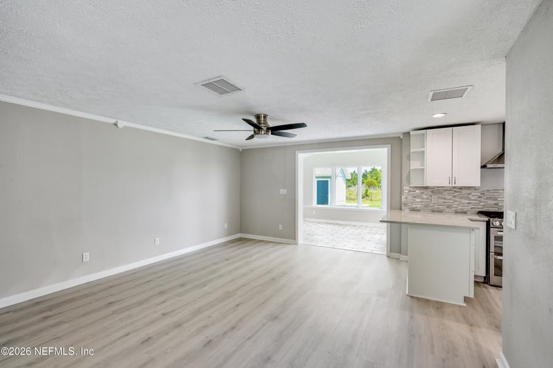4211 Timberlake Dr N, Jacksonville, FL 32257