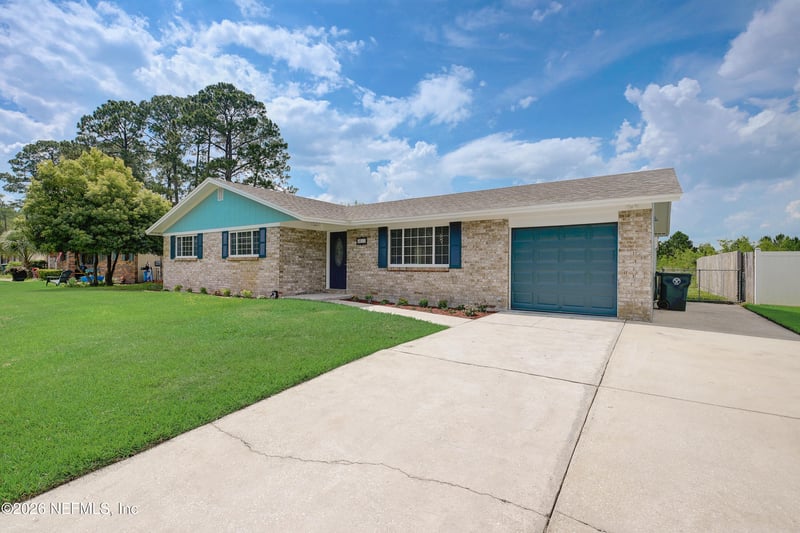 4211 Timberlake Dr N, Jacksonville, FL 32257