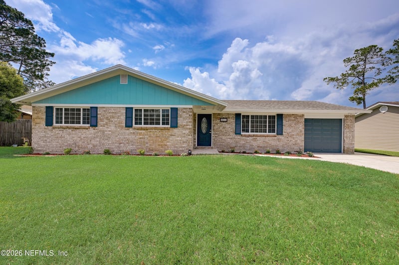 4211 Timberlake Dr N, Jacksonville, FL 32257