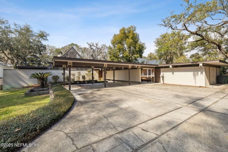 4214 Ortega Forest Dr, Jacksonville, FL 32210