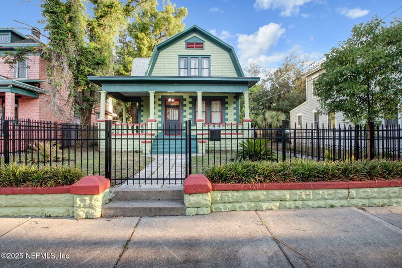 422 E 3rd St, Jacksonville, FL 32206