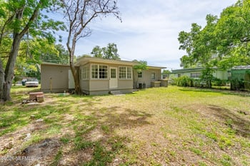 422 Tabor Dr W, Jacksonville, FL 32216