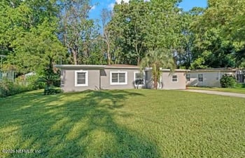 422 Tabor Dr W, Jacksonville, FL 32216