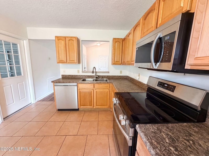 4224 Harbor View Dr, Jacksonville, FL 32208