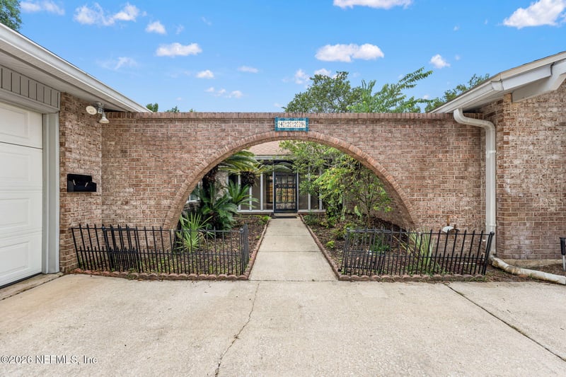 4229 Buck Point Rd, Jacksonville, FL 32210