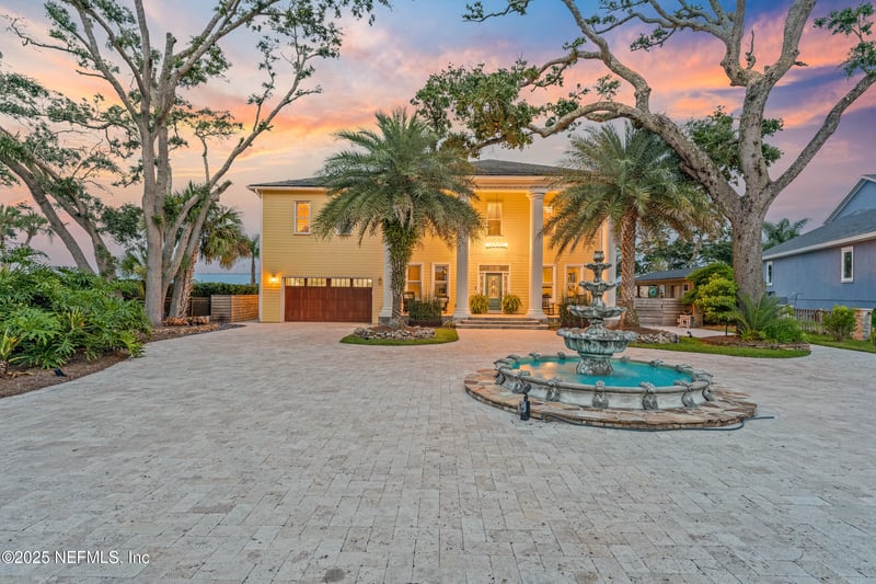 4235 Stacey Rd E, Jacksonville, FL 32250